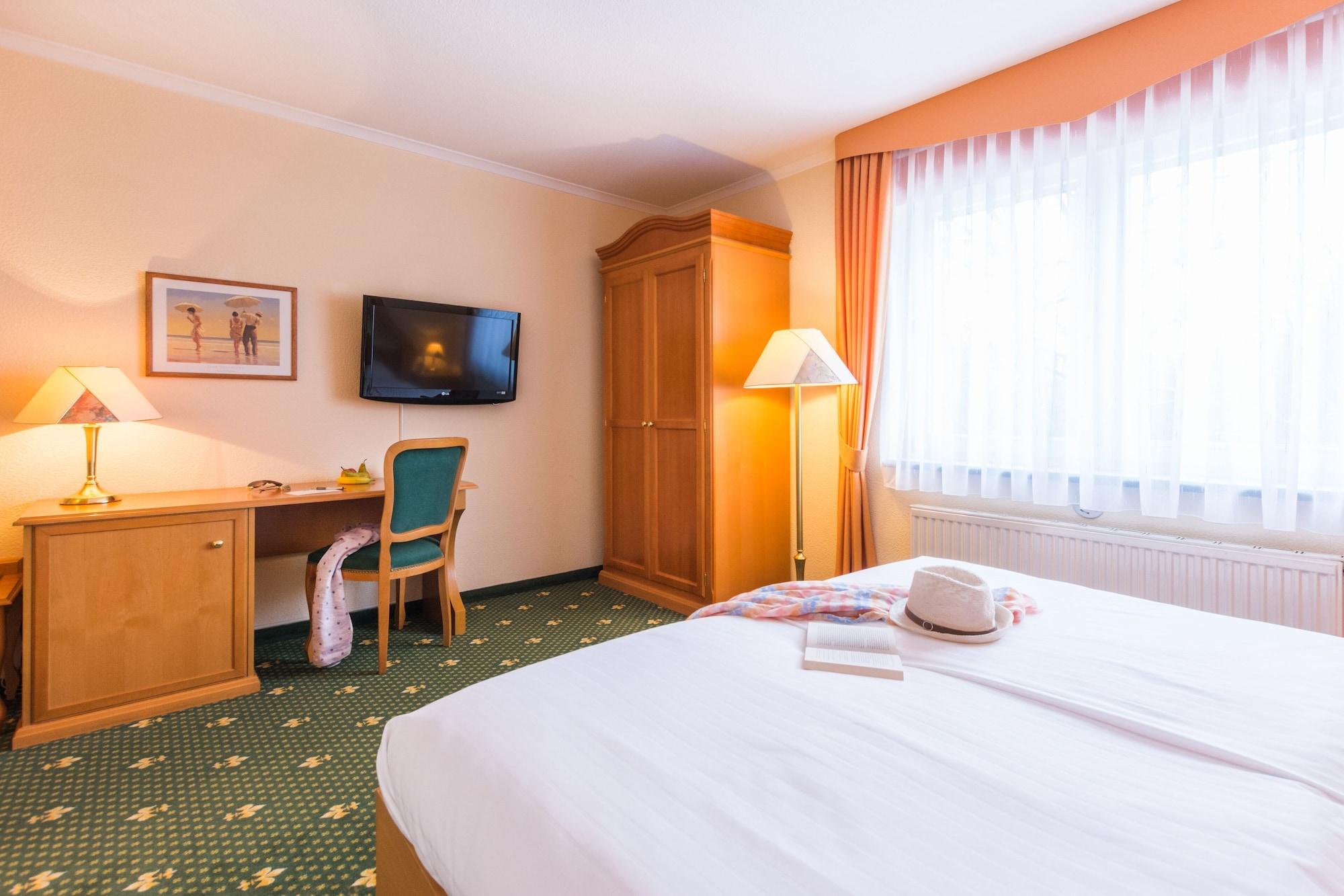Trihotel Rostock - Wellnesshotel Adults Only מראה חיצוני תמונה