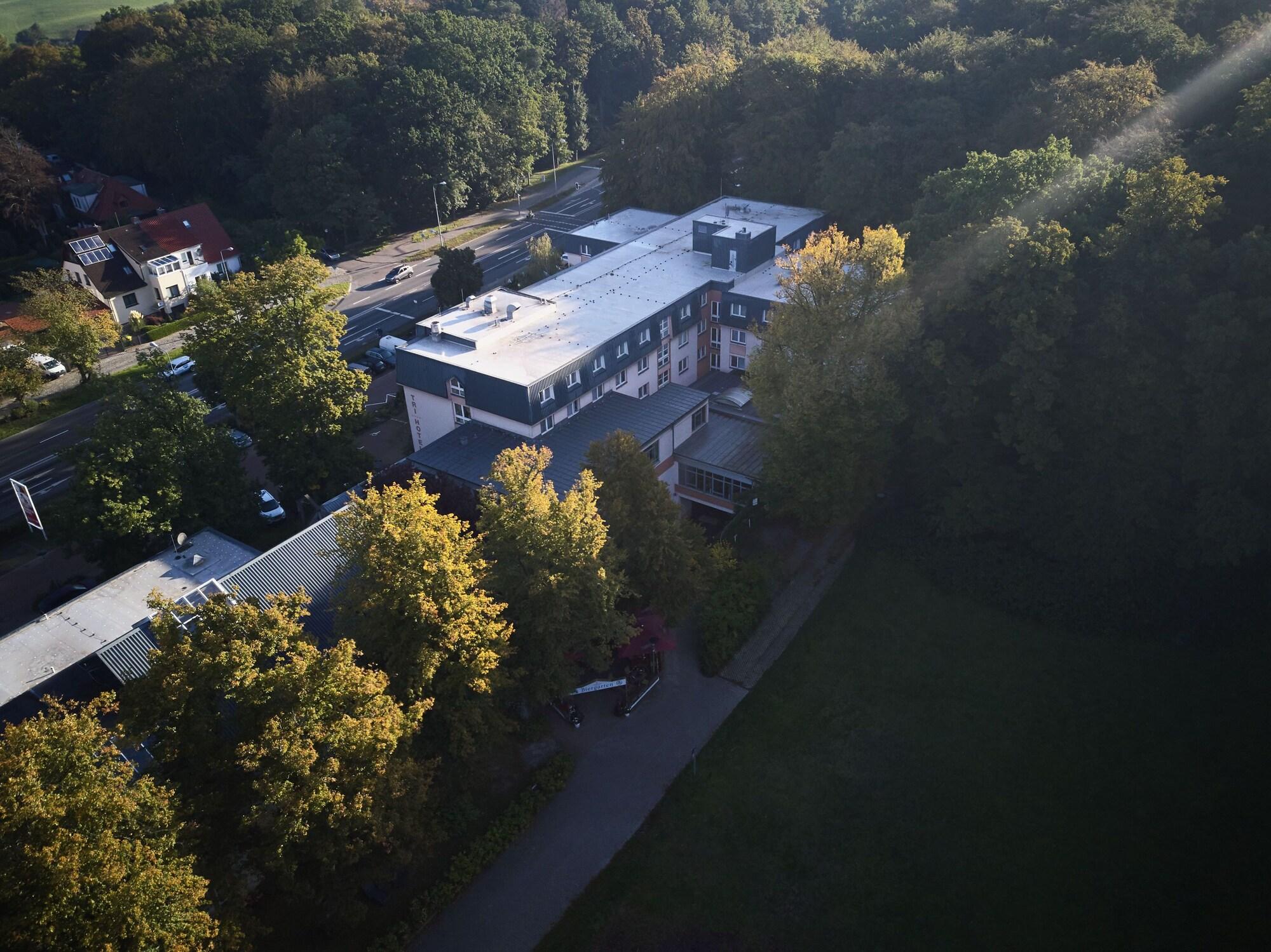 Trihotel Rostock - Wellnesshotel Adults Only מראה חיצוני תמונה