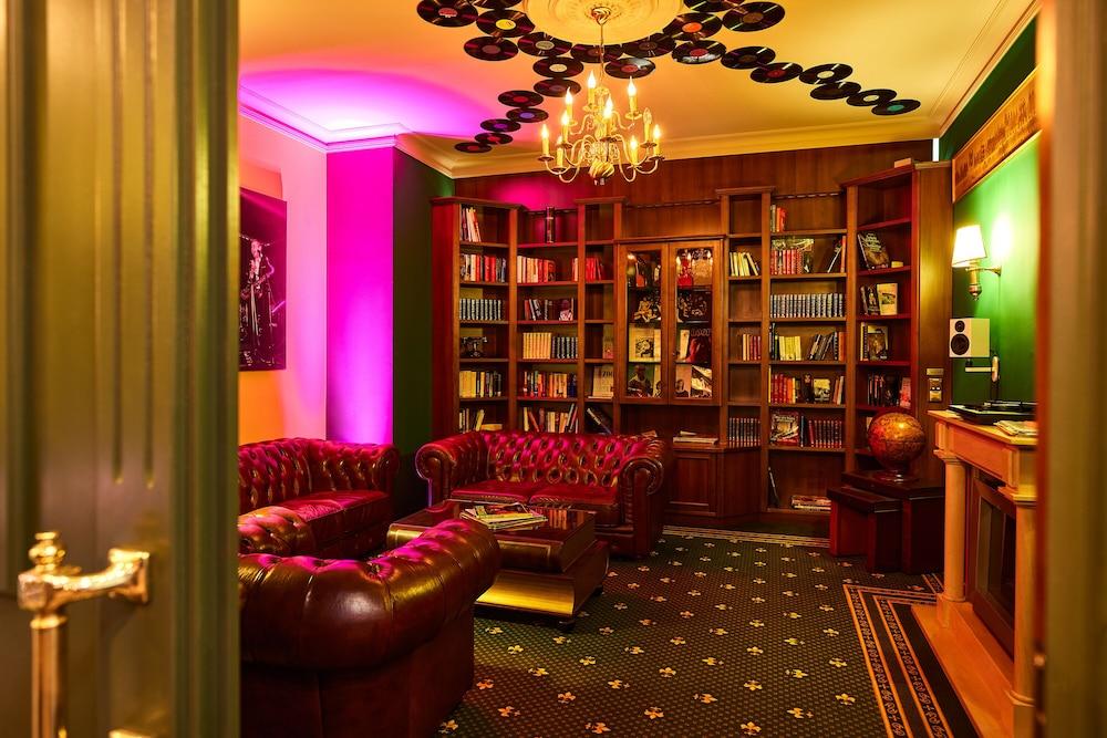 Trihotel Rostock - Wellnesshotel Adults Only מראה חיצוני תמונה