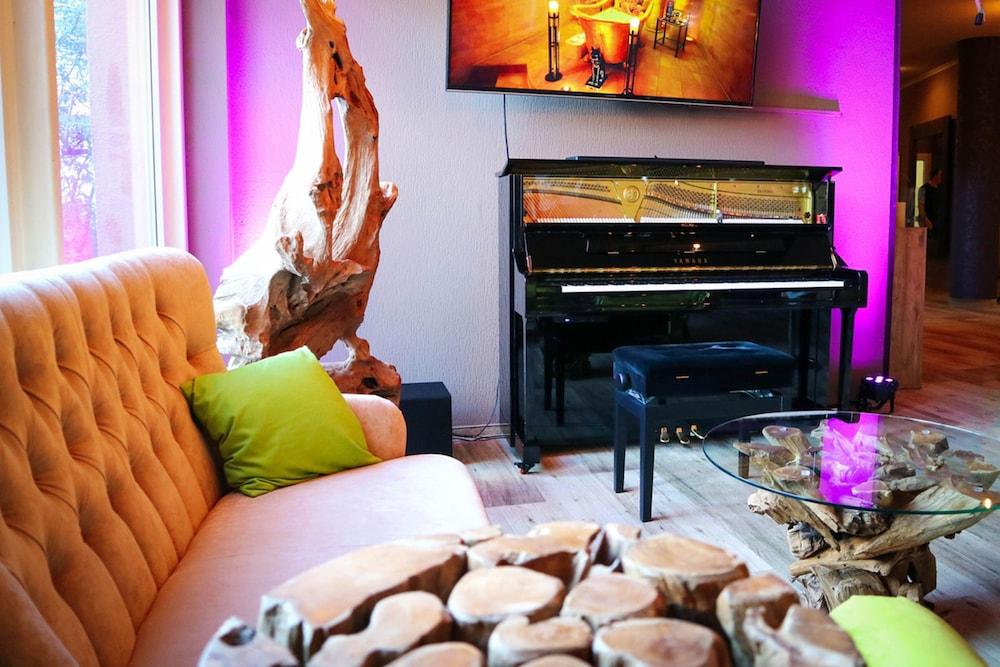 Trihotel Rostock - Wellnesshotel Adults Only מראה חיצוני תמונה