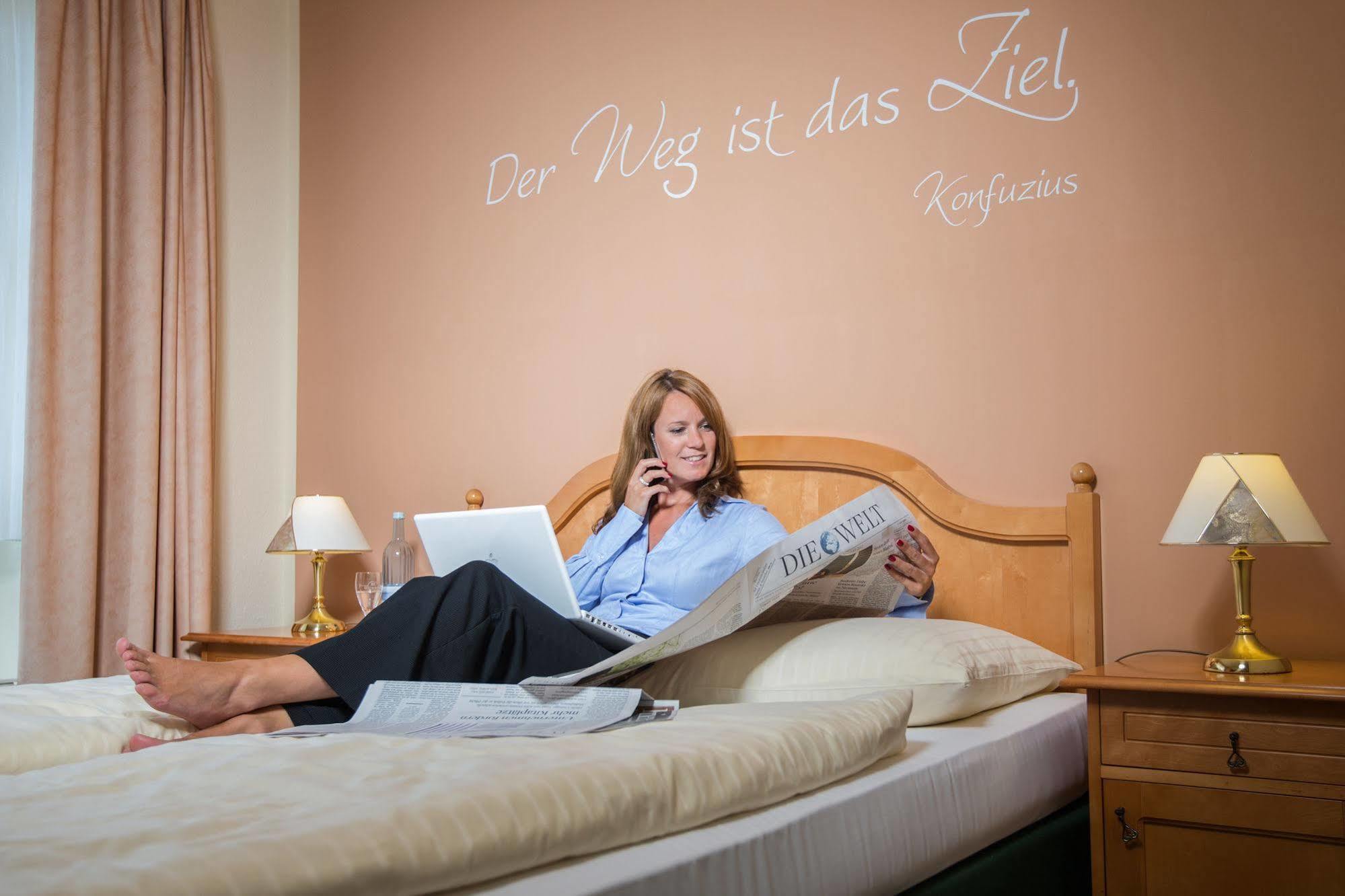 Trihotel Rostock - Wellnesshotel Adults Only מראה חיצוני תמונה